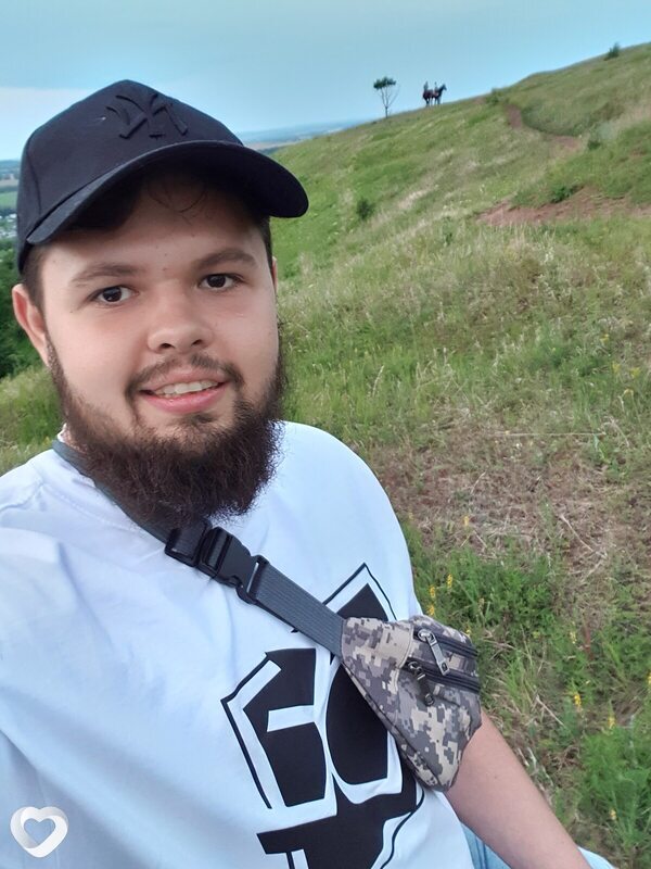 Денис, 27, Москве — анкета №999002
