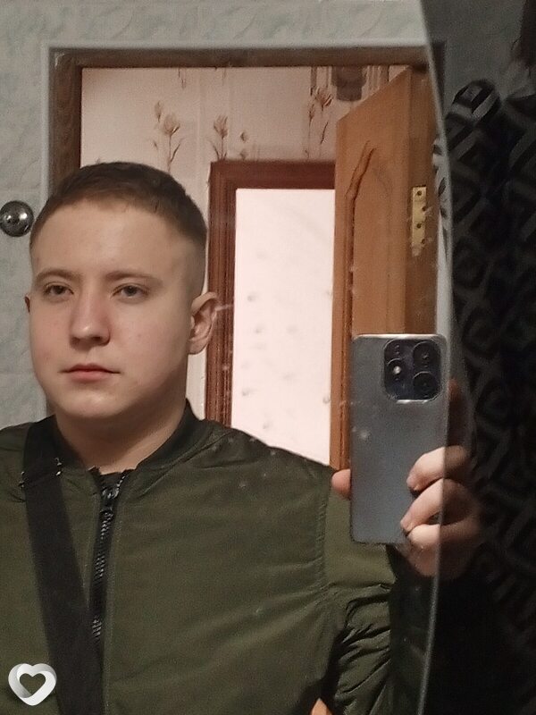 Рома, 21, Краснодаре — анкета №999079