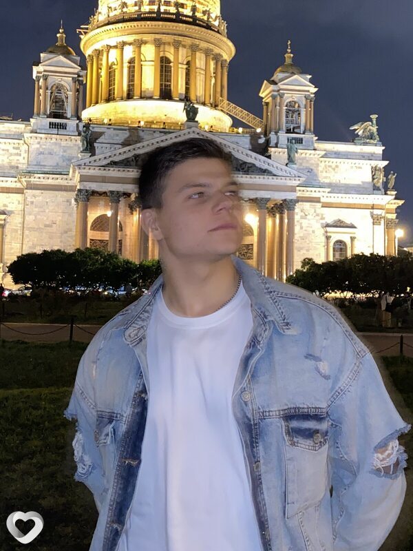 Артем, 24, Москве — анкета №999212
