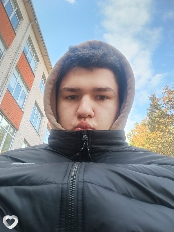 Кирилл, 20, Москве — анкета №999690