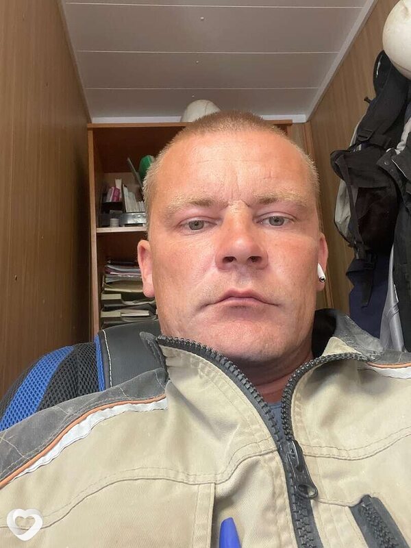 Иван, 43, Череповце — анкета №999708