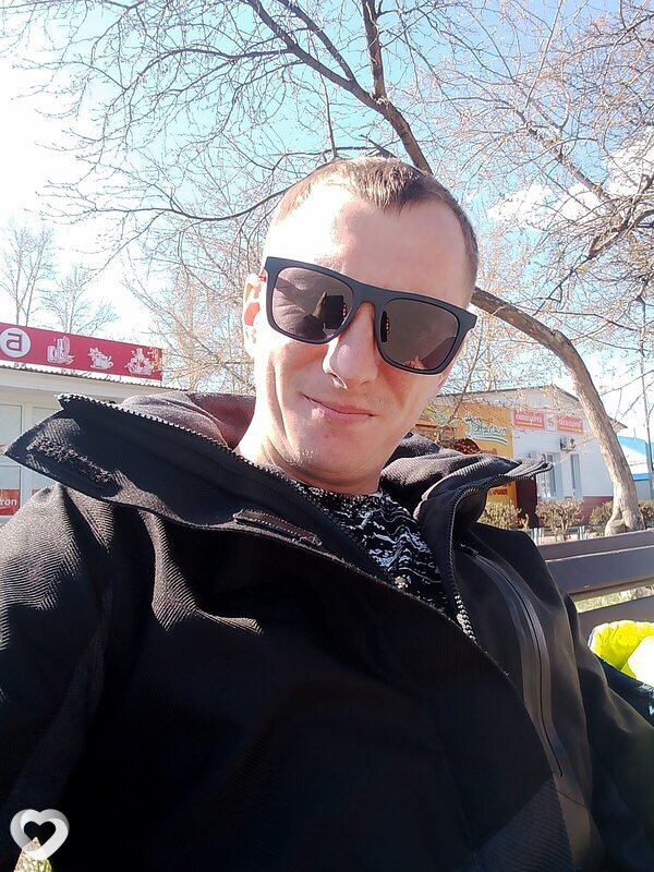 Кирилл, 31, Омске — анкета №1000052