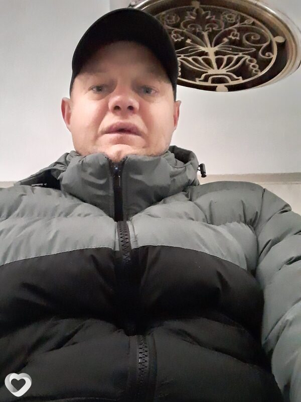 Артём, 38, Саратове — анкета №1000098