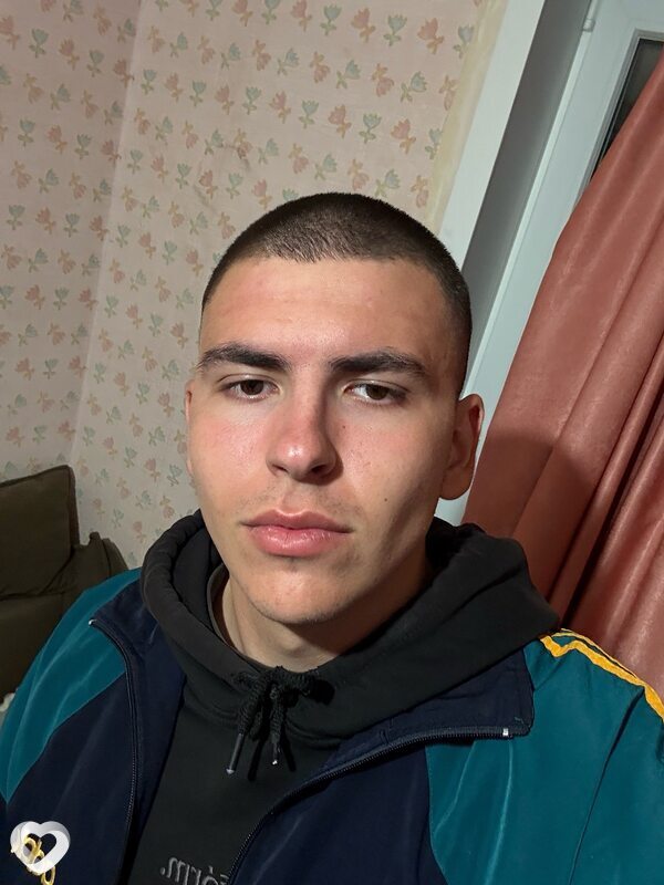 Богдан, 21, Брянске — анкета №1000289