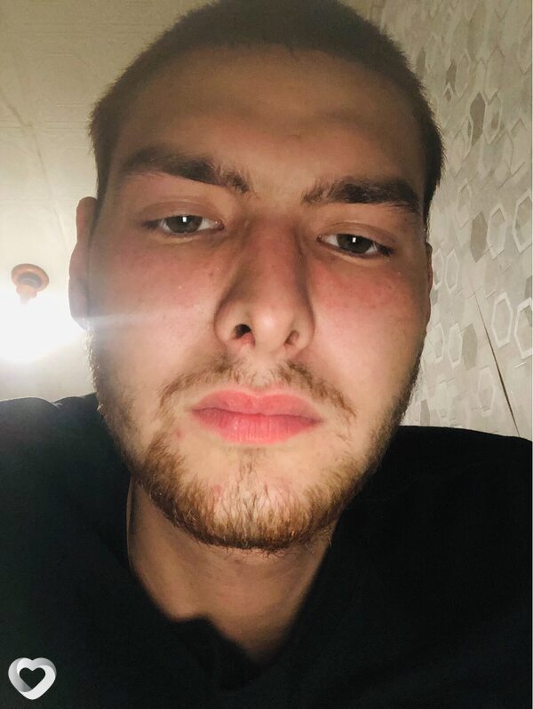 Денис, 20, Уфе — анкета №1000365