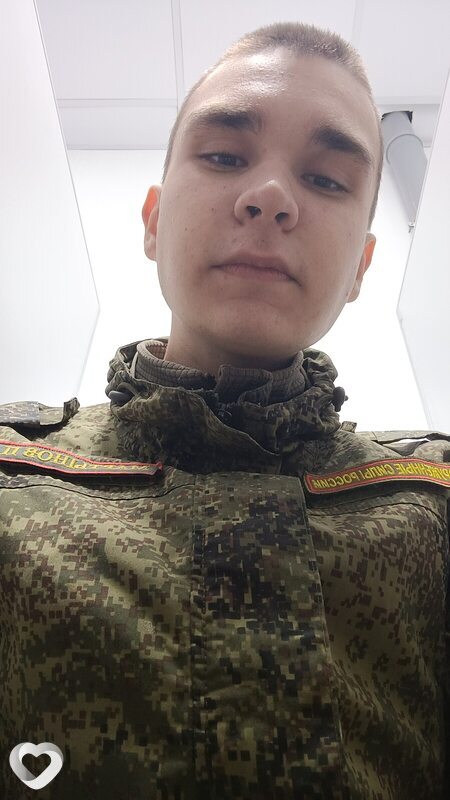 Паша, 23, Москве — анкета №1000743