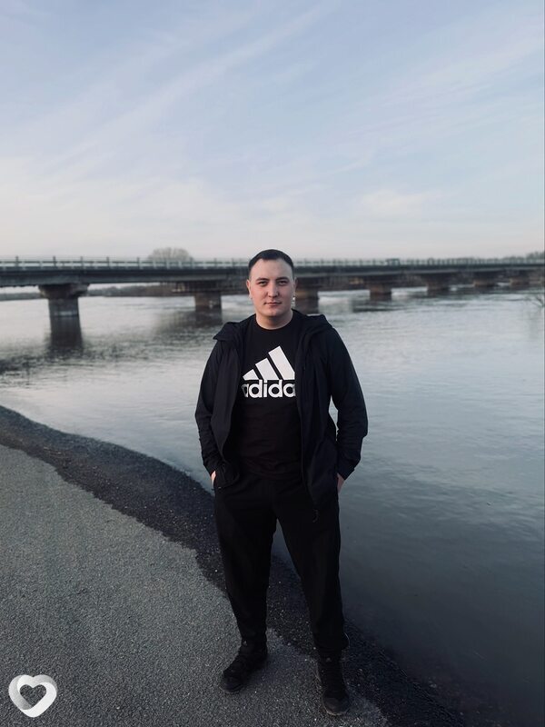 Артём, 22, Анжеро-Судженске — анкета №1000920