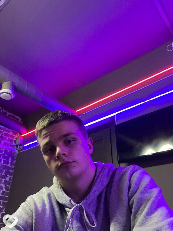 Алик, 23, Санкт-Петербурге — анкета №1001132