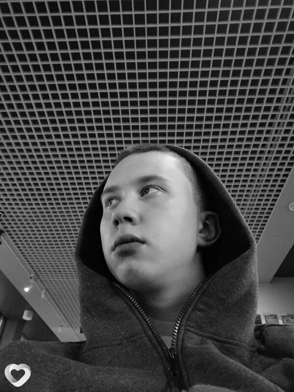 Александр, 21, Москве — анкета №1001373