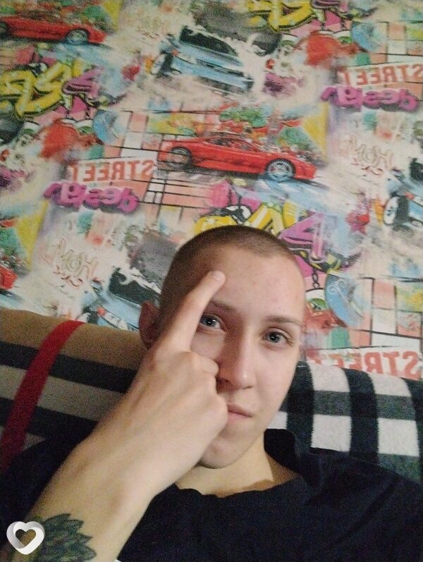 Денис, 20, Ижевске — анкета №1001447