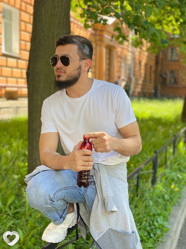 Акмалчик, 31, Санкт-Петербурге — анкета №1002289