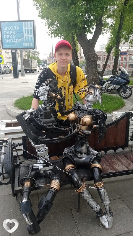 Алекс, 21, Москве — анкета №1002510