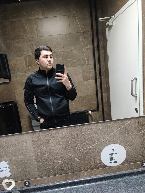 Алек, 24, Сосновом Боре — анкета №1002568