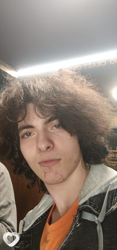Андрей, 20, Минске — анкета №1003335