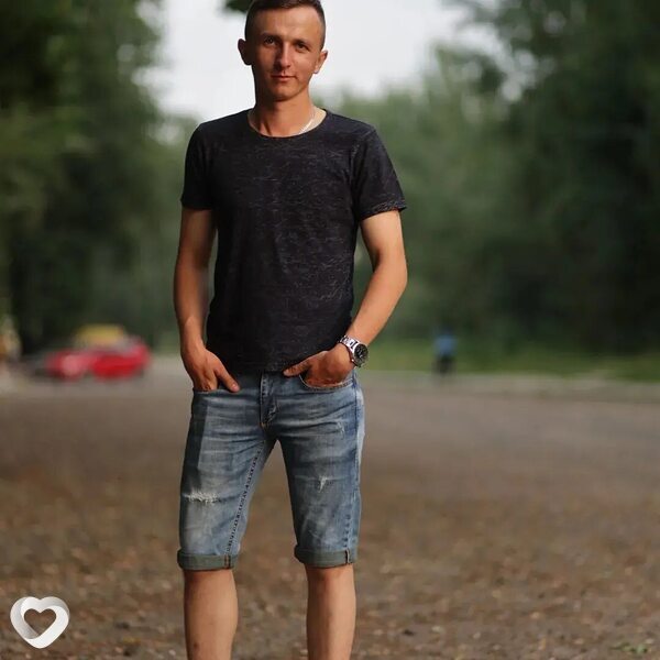 Иван, 29, Барановичах — анкета №1003399
