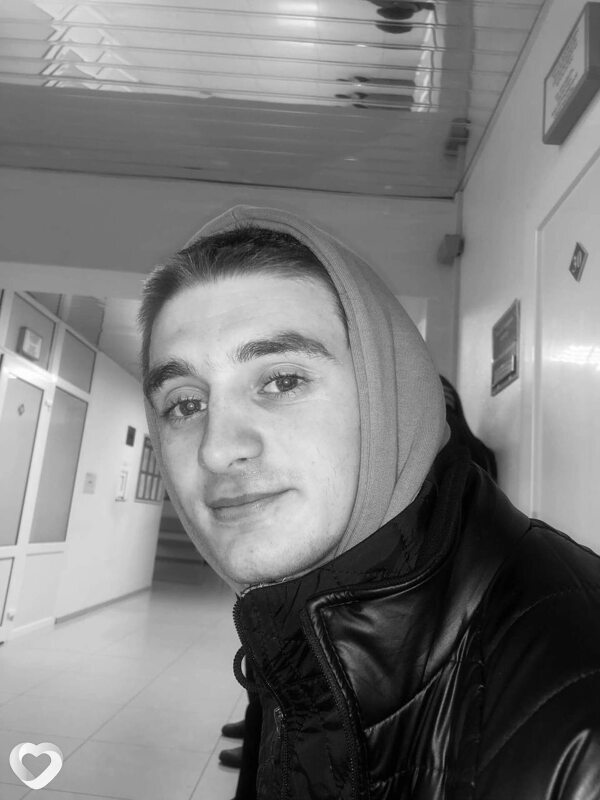 Юрий, 26, Новом Уренгое — анкета №1003565