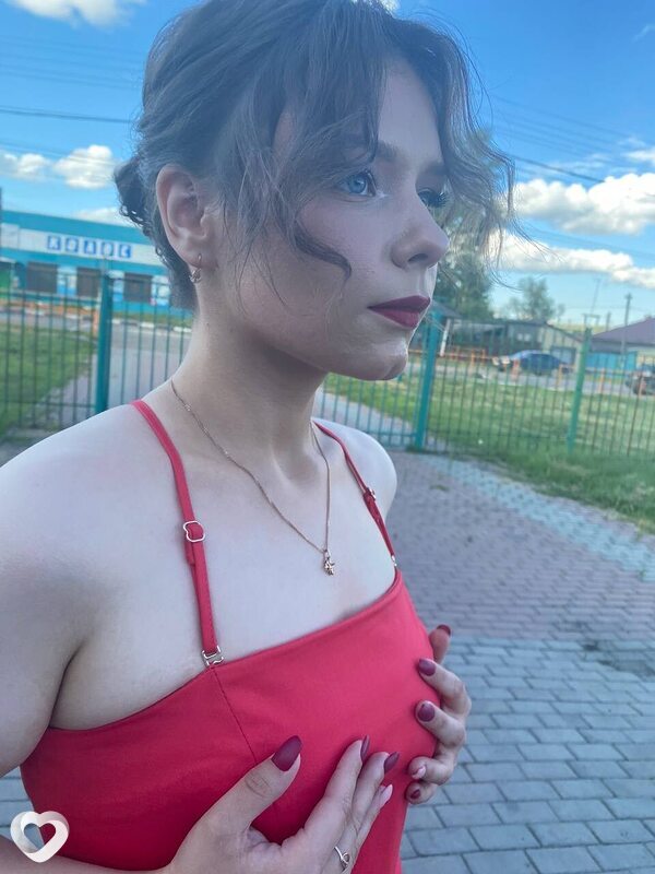 Арина, 20, Москве — анкета №1003920