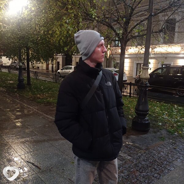 Алекс, 23, Москве — анкета №1004348