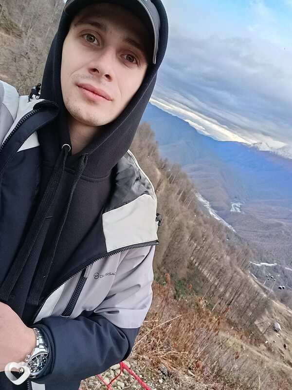 Виталий, 27, Москве — анкета №1004644