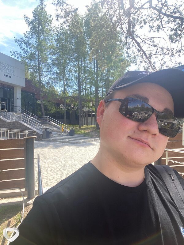 Максик, 24, Екатеринбурге — анкета №1004787