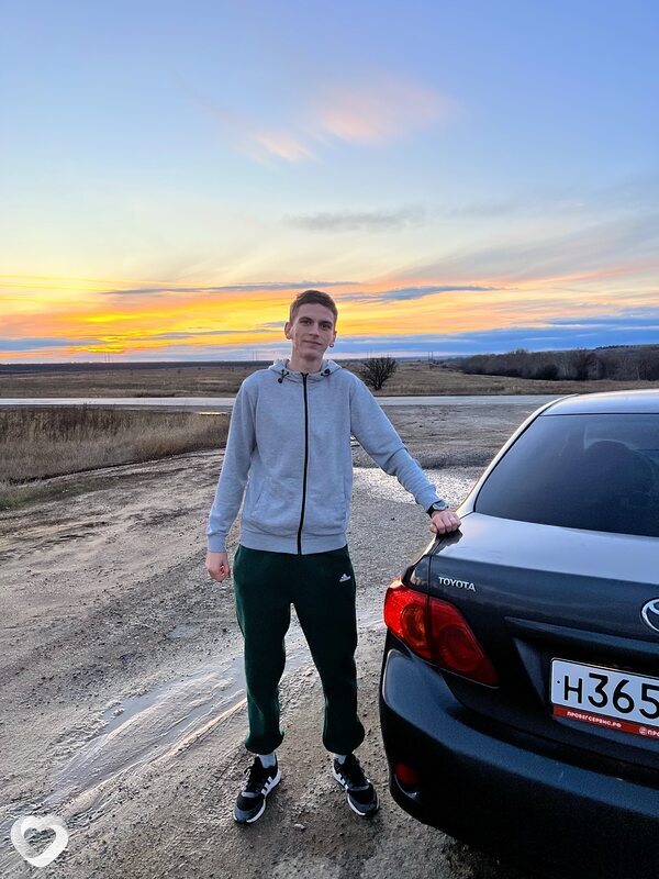 Артем, 21, Волгограде — анкета №1004871