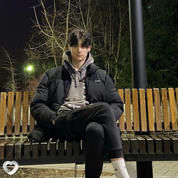 Артемий, 26, Москве — анкета №1005310