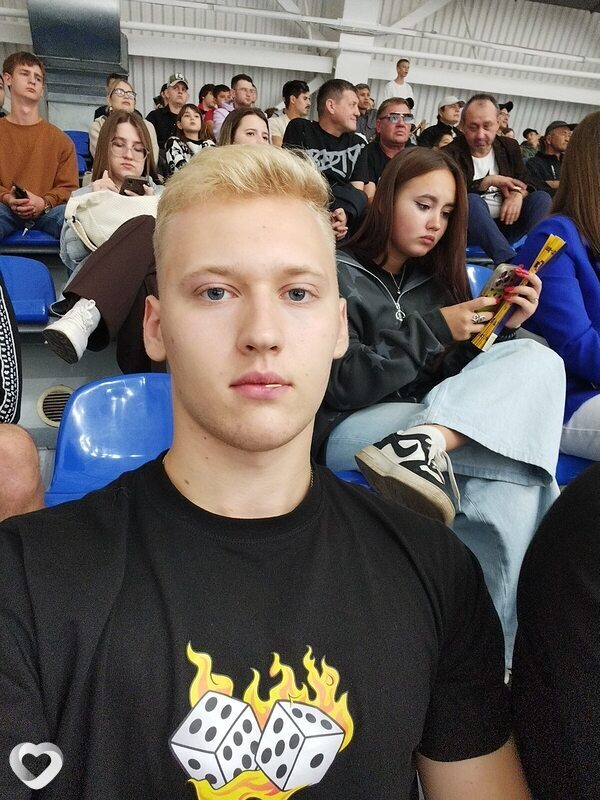 Илья, 21, Набережных Челнах — анкета №1006069