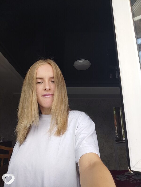 Карина, 24, Омске — анкета №1006620