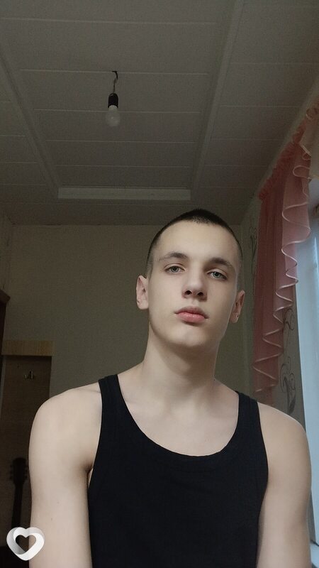 Влад, 20, Слуцке — анкета №1006877