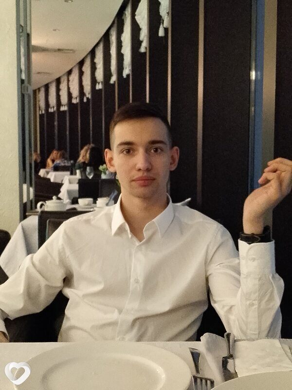 Тимофей, 21, Екатеринбурге — анкета №1007337