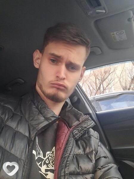 Кирилл, 22, Москве — анкета №1009775