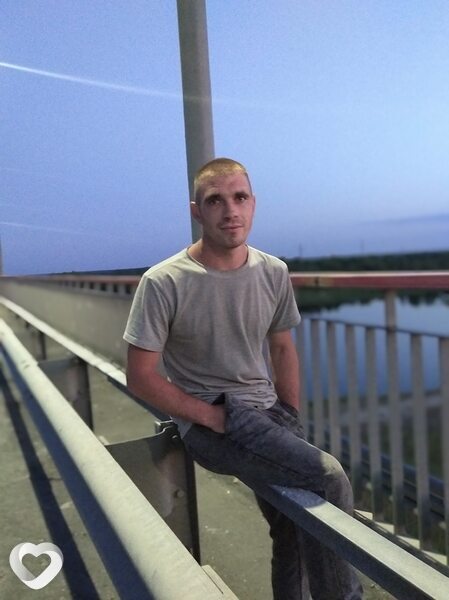Артем, 29, Житковичах — анкета №1010278