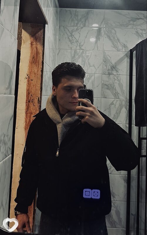 Илья, 23, Ярославле — анкета №1010204