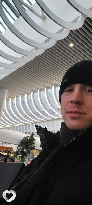 Женя, Гусев
