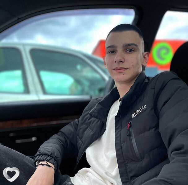 Олег, 20, Мостах — анкета №1010829
