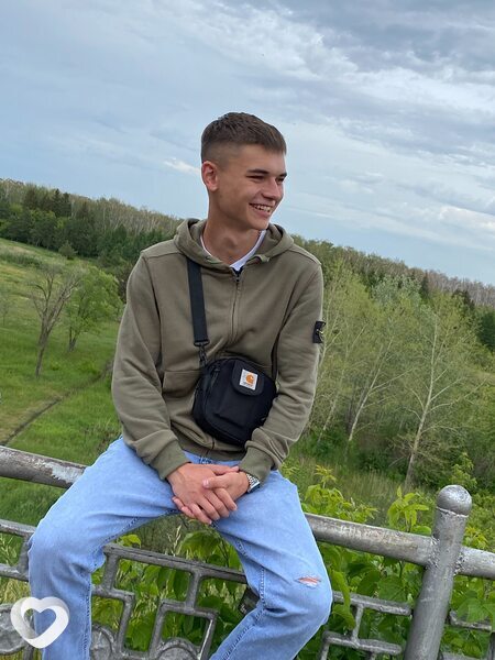Вадим, 23, Москве — анкета №1011237