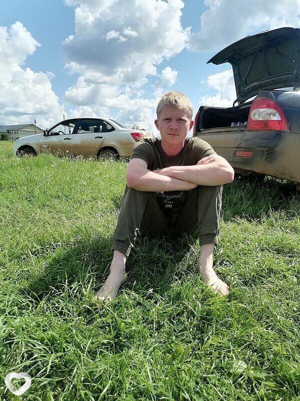 Виталий, 25, Перми — анкета №1011643