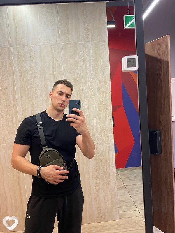 Виталий, 27, Москве — анкета №1012081