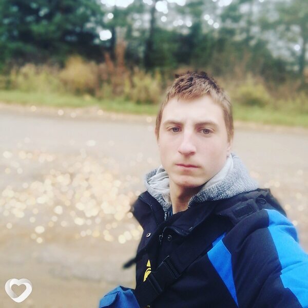 Юрий, 24, Москве — анкета №1012110