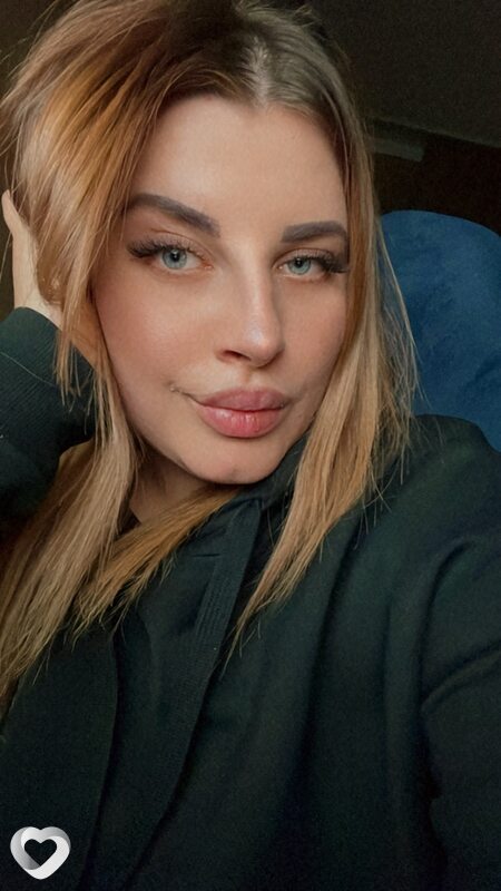 Алена, 27, Красноярске — анкета №1012332