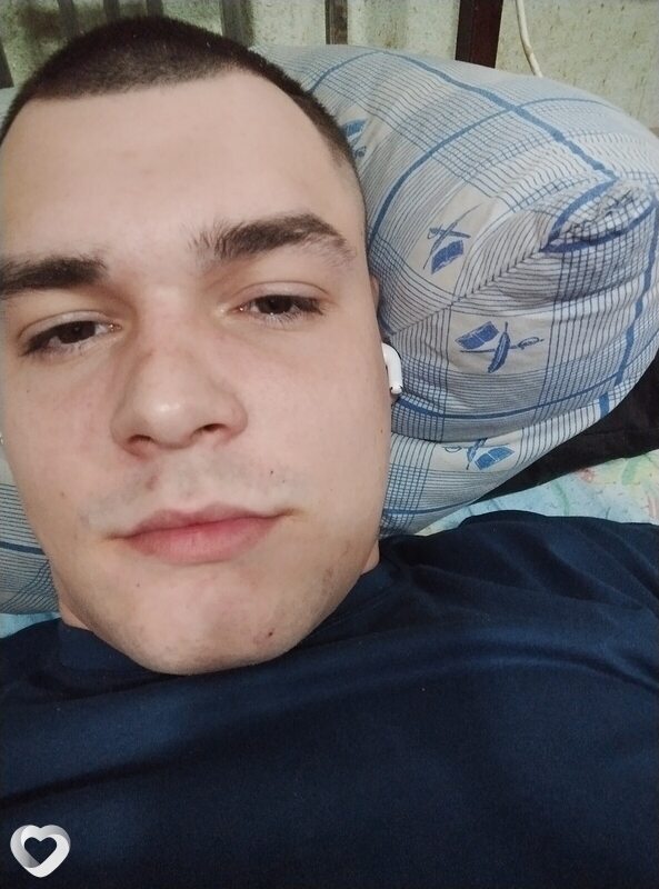 Денис, 22, Москве — анкета №1012667