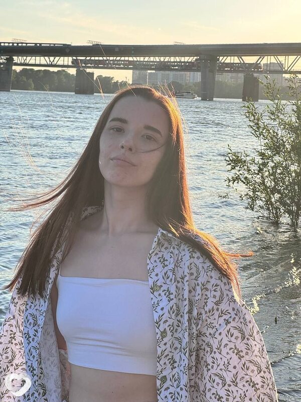 Катя, 26, Ирбите — анкета №1012840