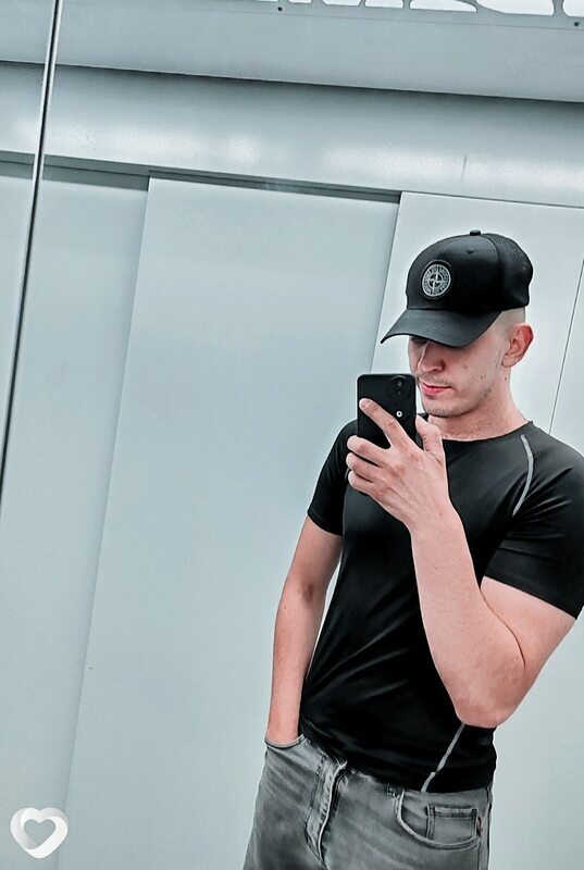 Vanya, 28, Тюмени — анкета №1013111