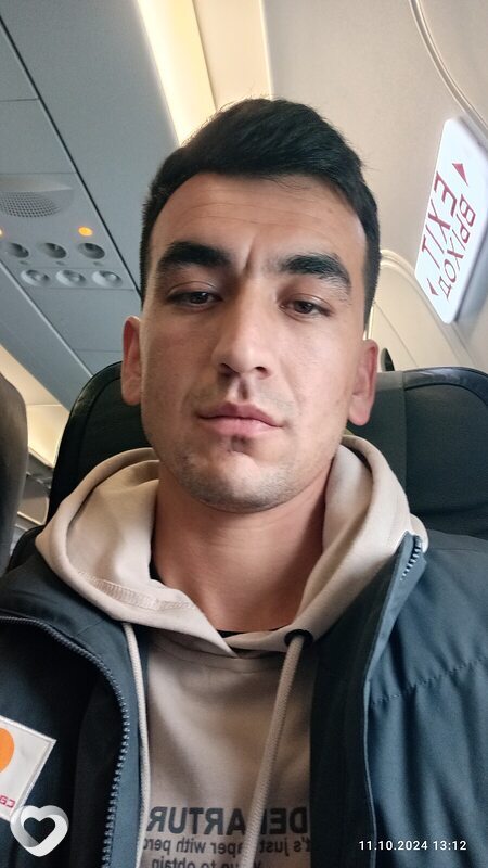 Джавохир, 24, Барнауле — анкета №1013603