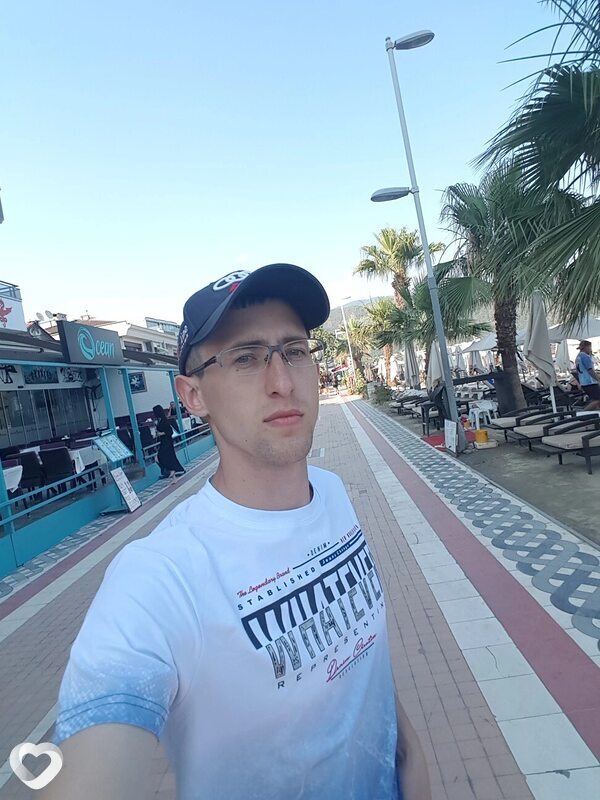 Алексей, 31, Екатеринбурге — анкета №1014001