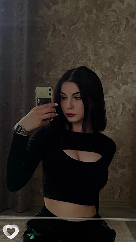 Василиса, 21, Комсомольске-на-Амуре — анкета №1015674