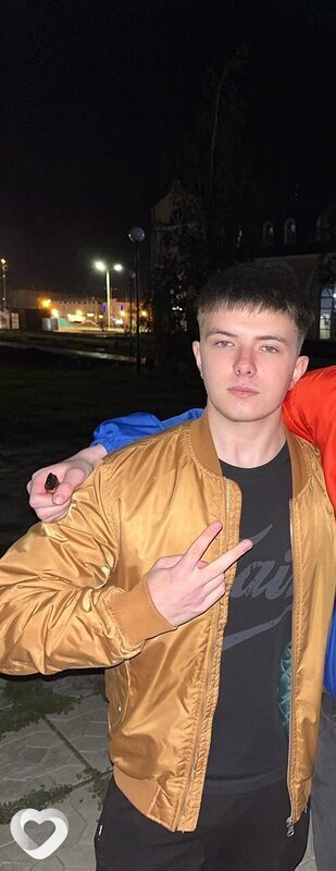 Андрей, 21, Камышлове — анкета №1016483