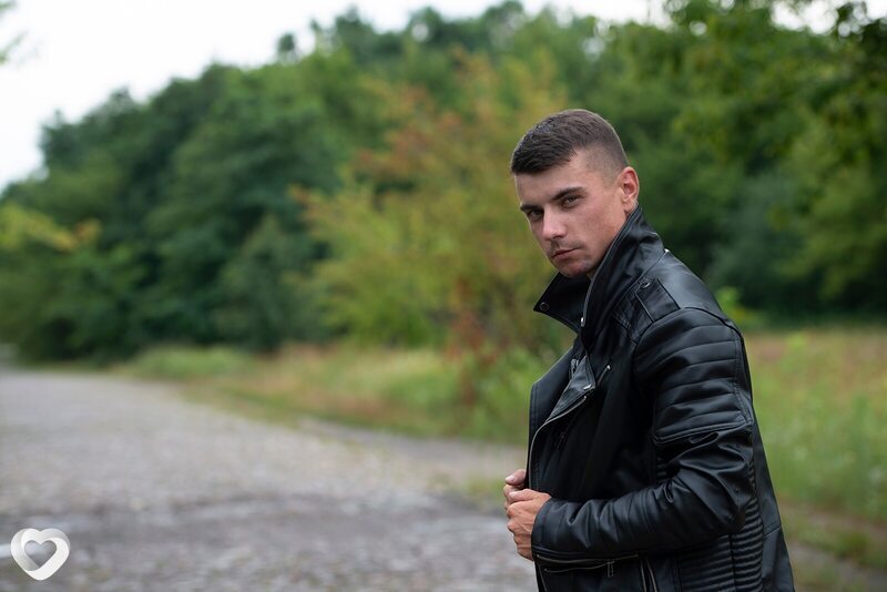Михаил, 32, Лунинце — анкета №1016699