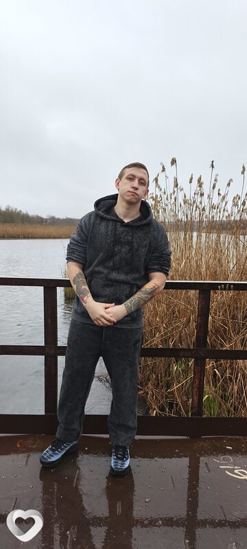 Виталик Паровин, 23, Макеевке — анкета №1016920