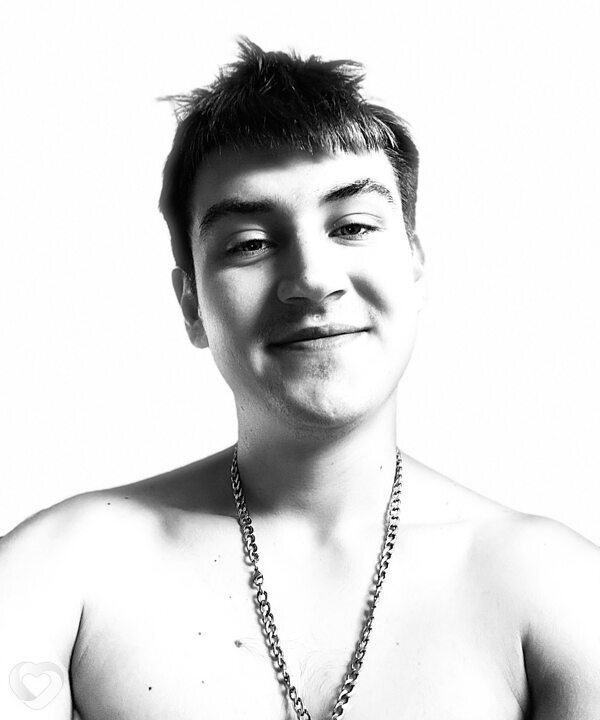 Денис, 24, Санкт-Петербурге — анкета №1017181